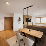 Alpenglow - With Panoramic Mountain View By Alpenluxus Collection Holiday home